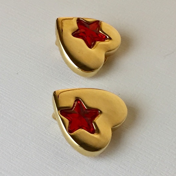 Vintage Jewelry - Vintage Statement Gold Tone Heart Clip On Earrings